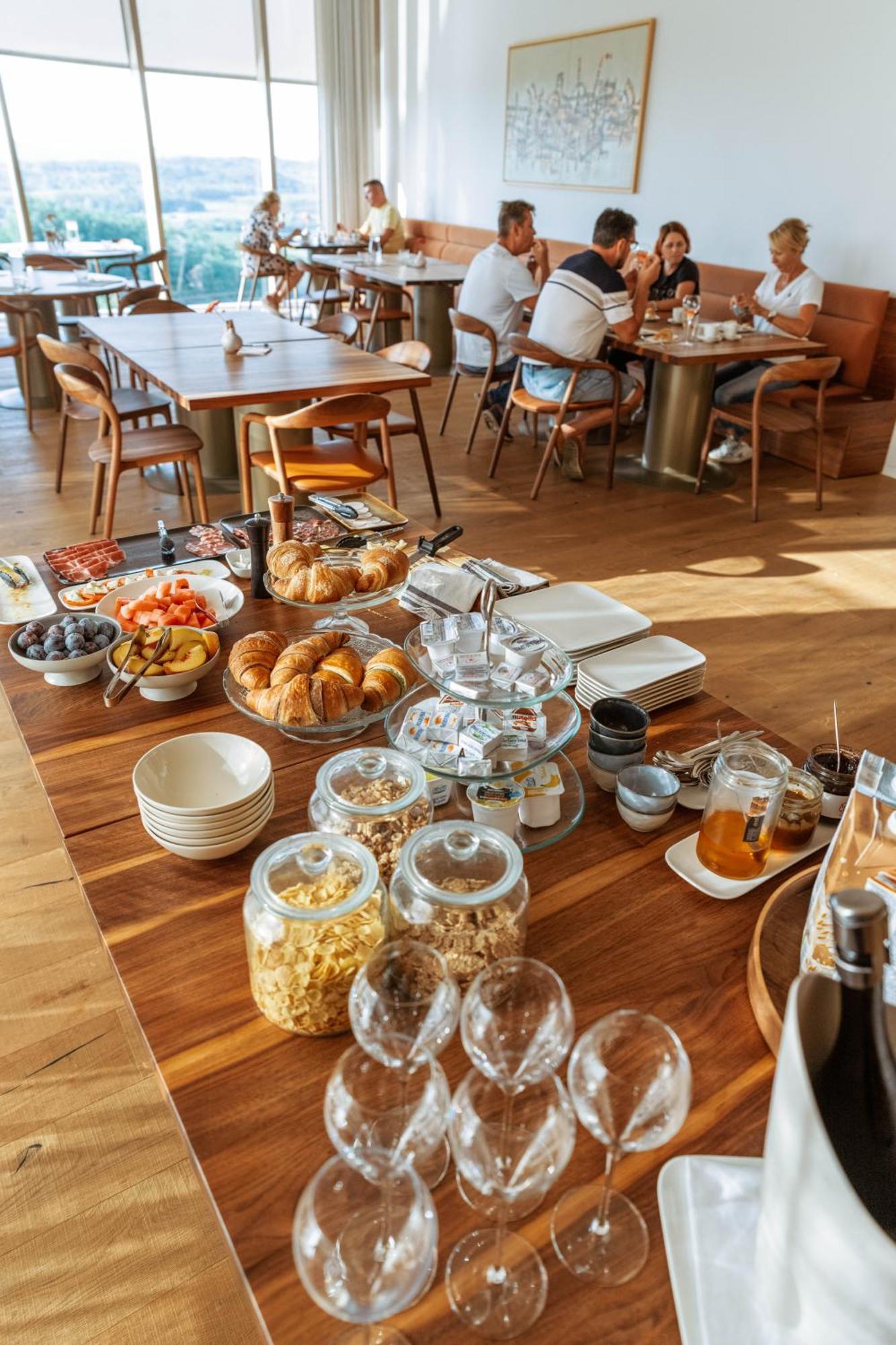Posestvo Scurek Wine Bed & Breakfast โดบรอโว ภายนอก รูปภาพ